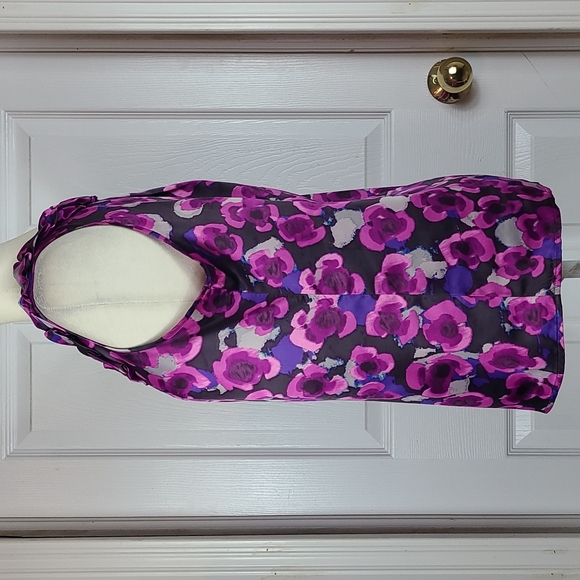 Banana Republic Ruffle Neck Silkey Blouse - Picture 7 of 12